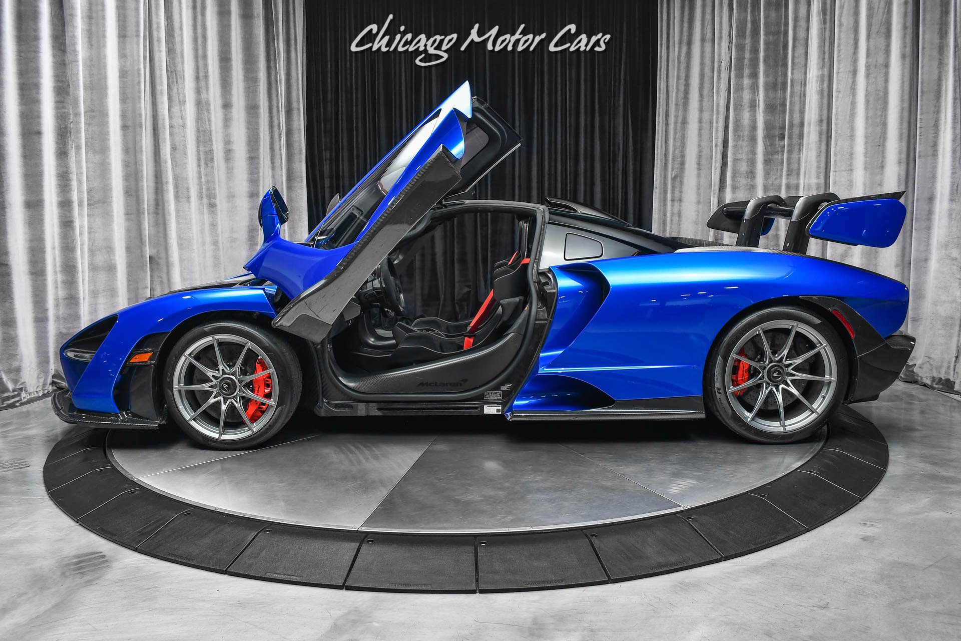 Used 2019 McLaren Senna Coupe ULTRA RARE Only 1685 Mil photo 36