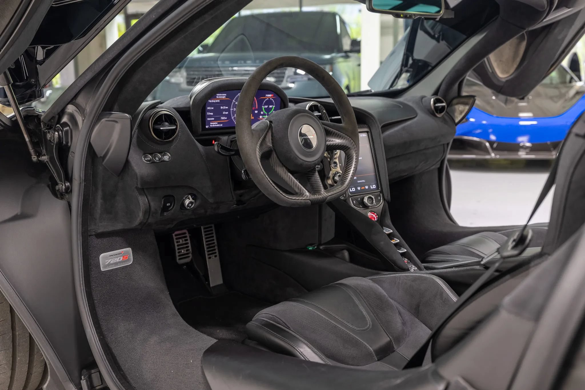 Used 2018 McLaren 720S Performance photo 40