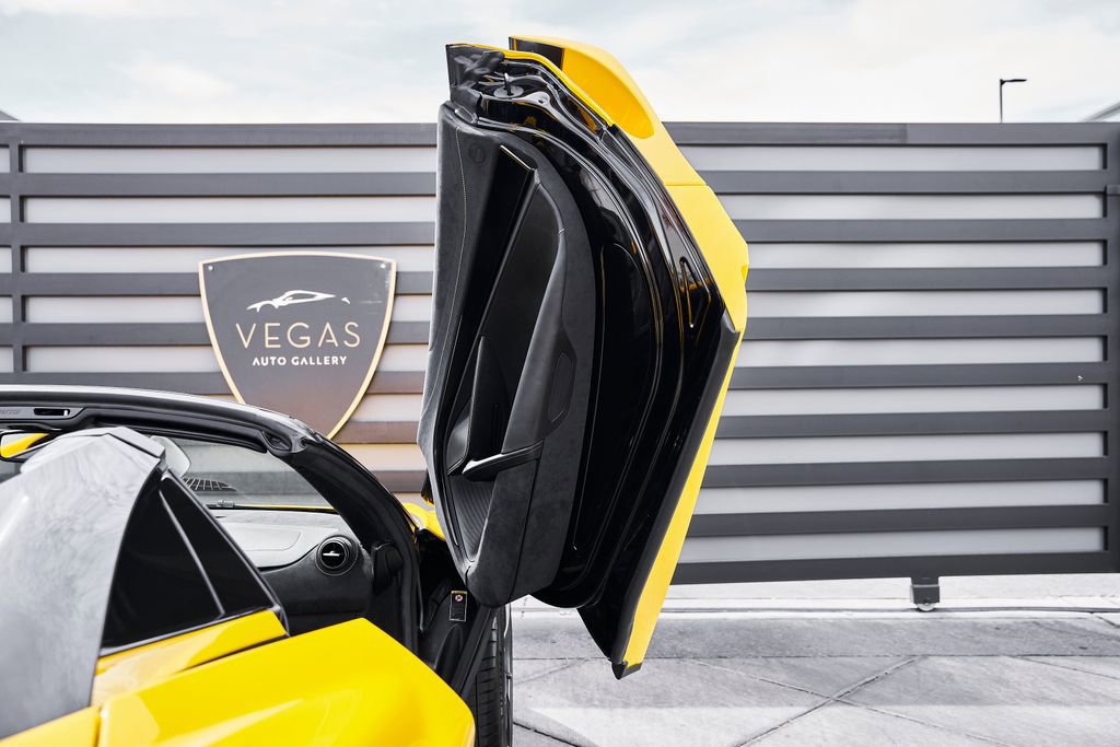 Used 2021 McLaren 720S Luxury photo 25