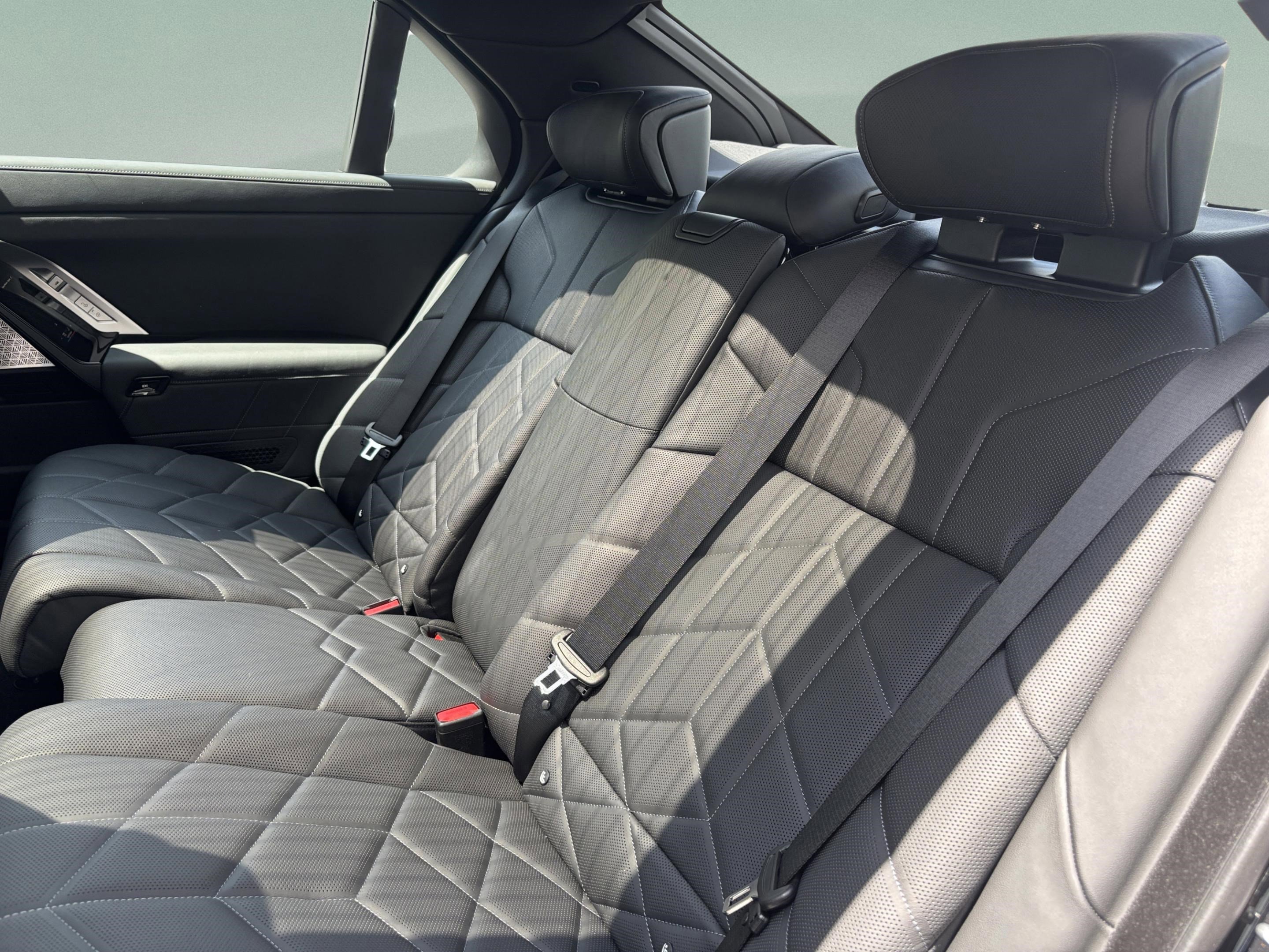 2025 BMW i7 eDrive50