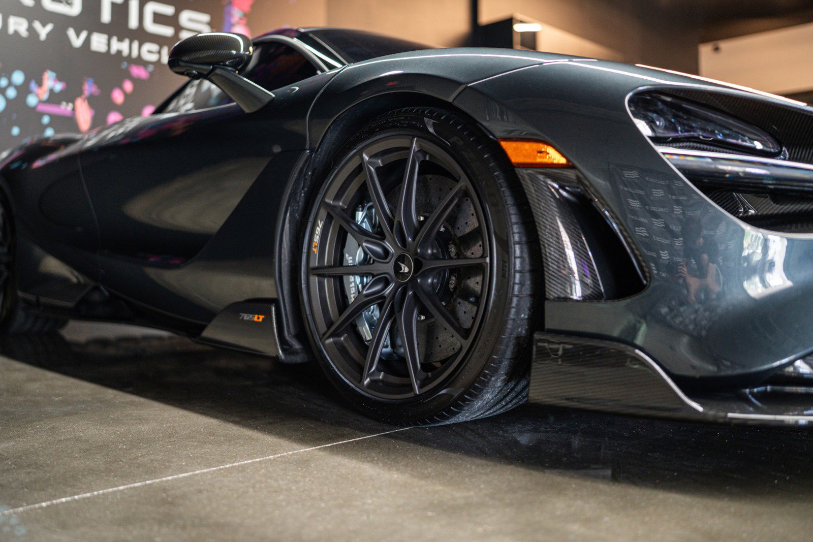 Used 2021 McLaren 765LT photo 16