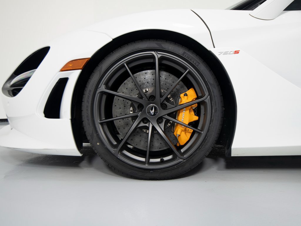 Used 2025 McLaren 750S photo 9
