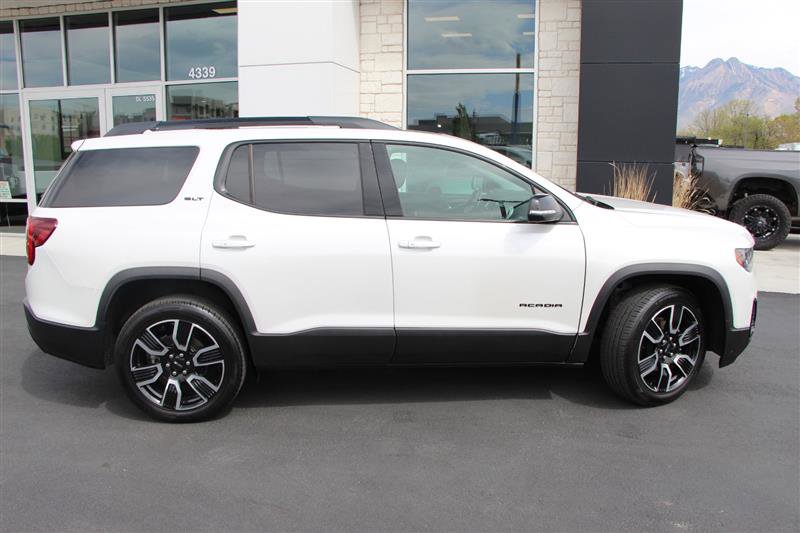 2021 GMC Acadia SLT