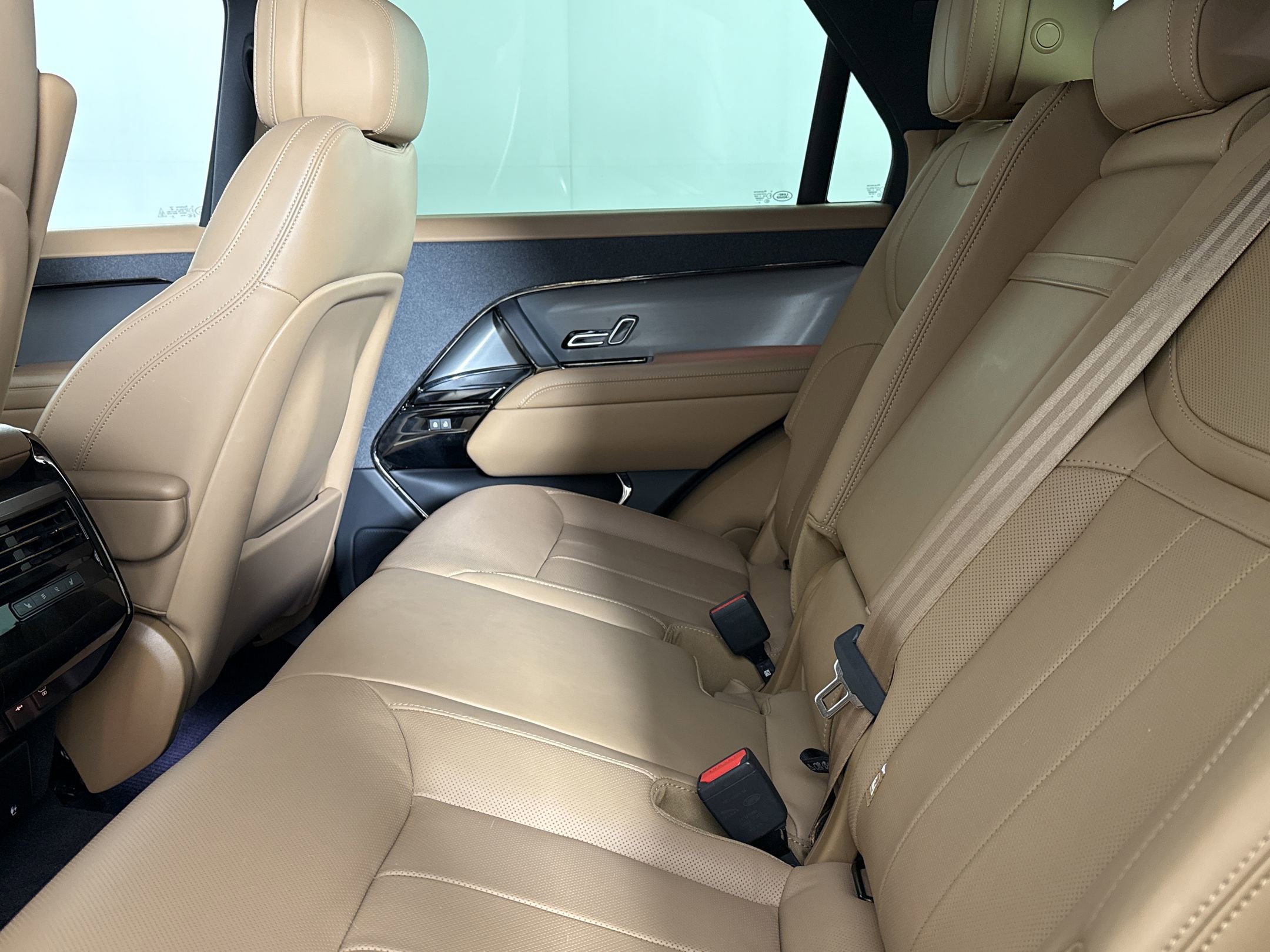 2023 Land Rover Range Rover Sport SE