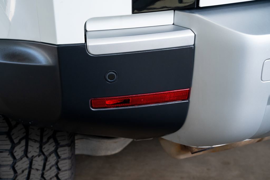 2022 Land Rover Defender 90 S