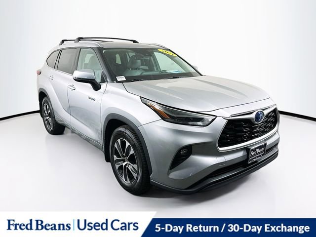 Used 2021 Toyota Highlander XLE