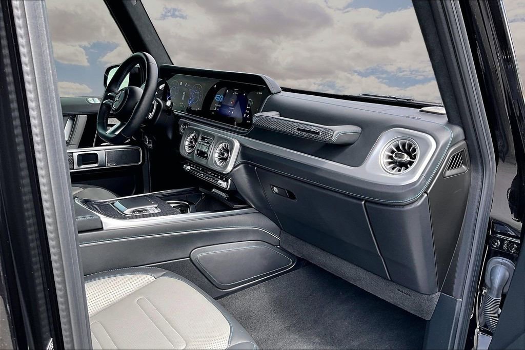 2025 Mercedes-Benz G 580 w/ EQ Technology
