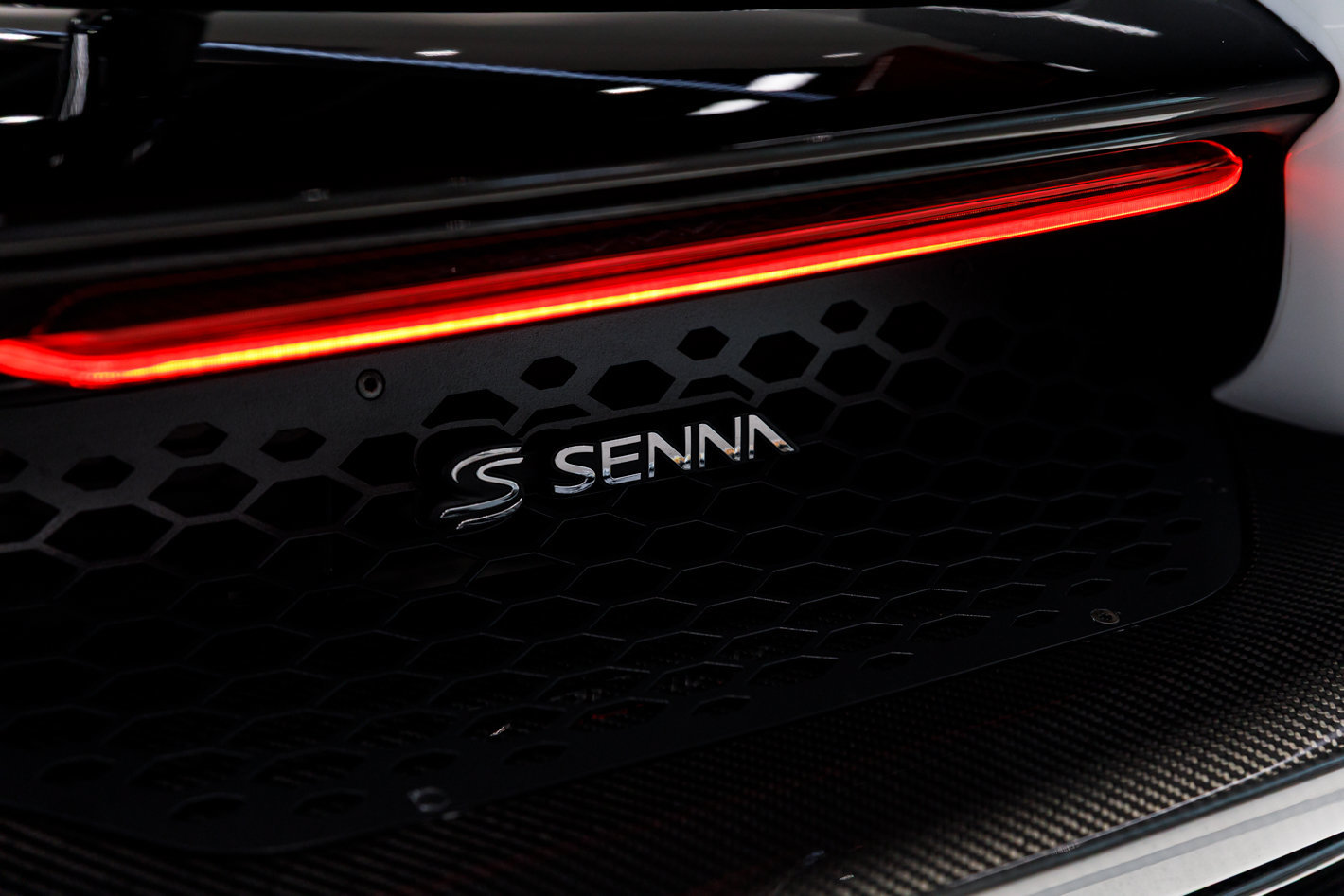 Used 2019 McLaren Senna photo 29