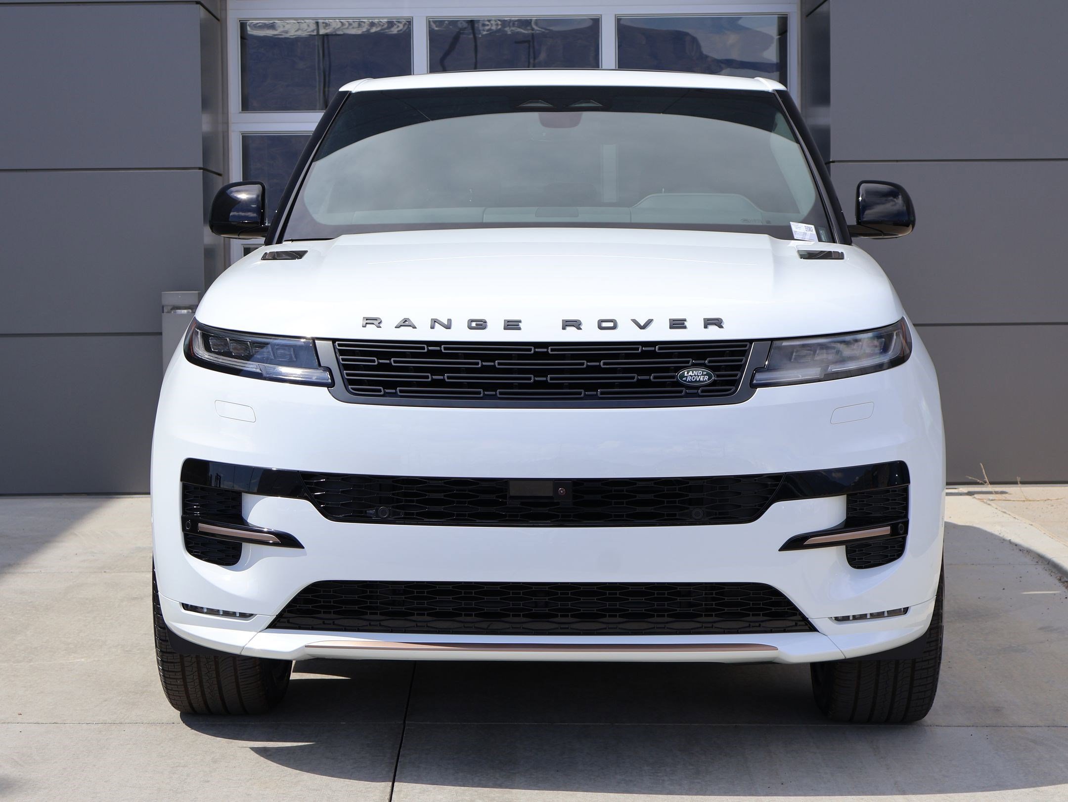 2026 Land Rover Range Rover Sport Dynamic SE