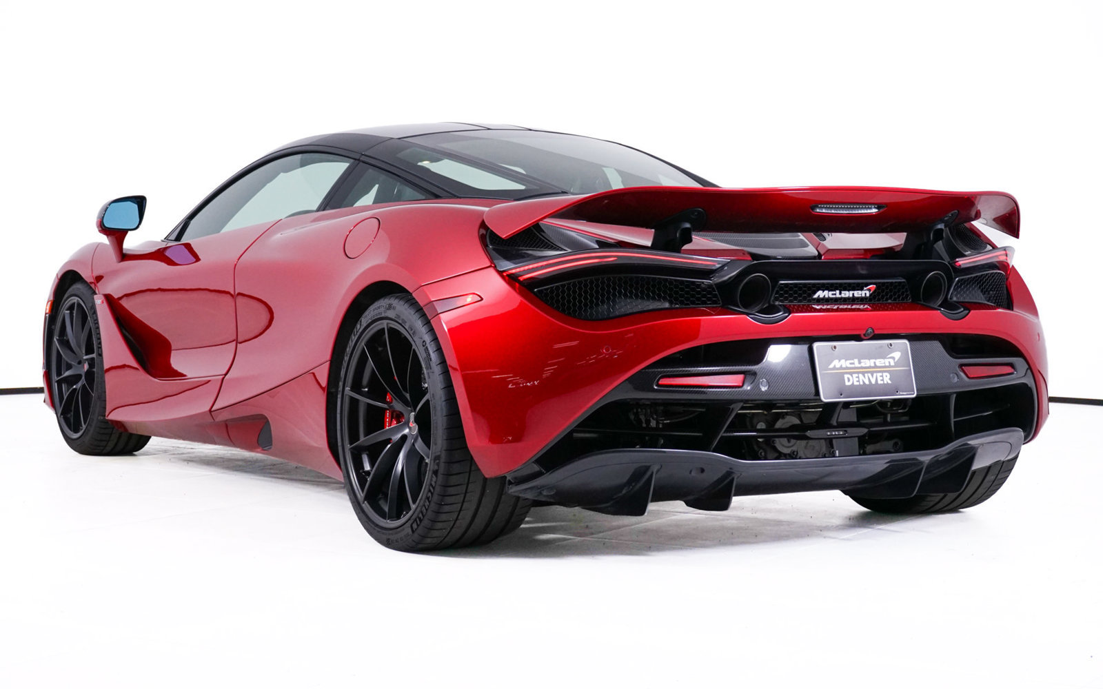 Used 2018 McLaren 720S photo 18