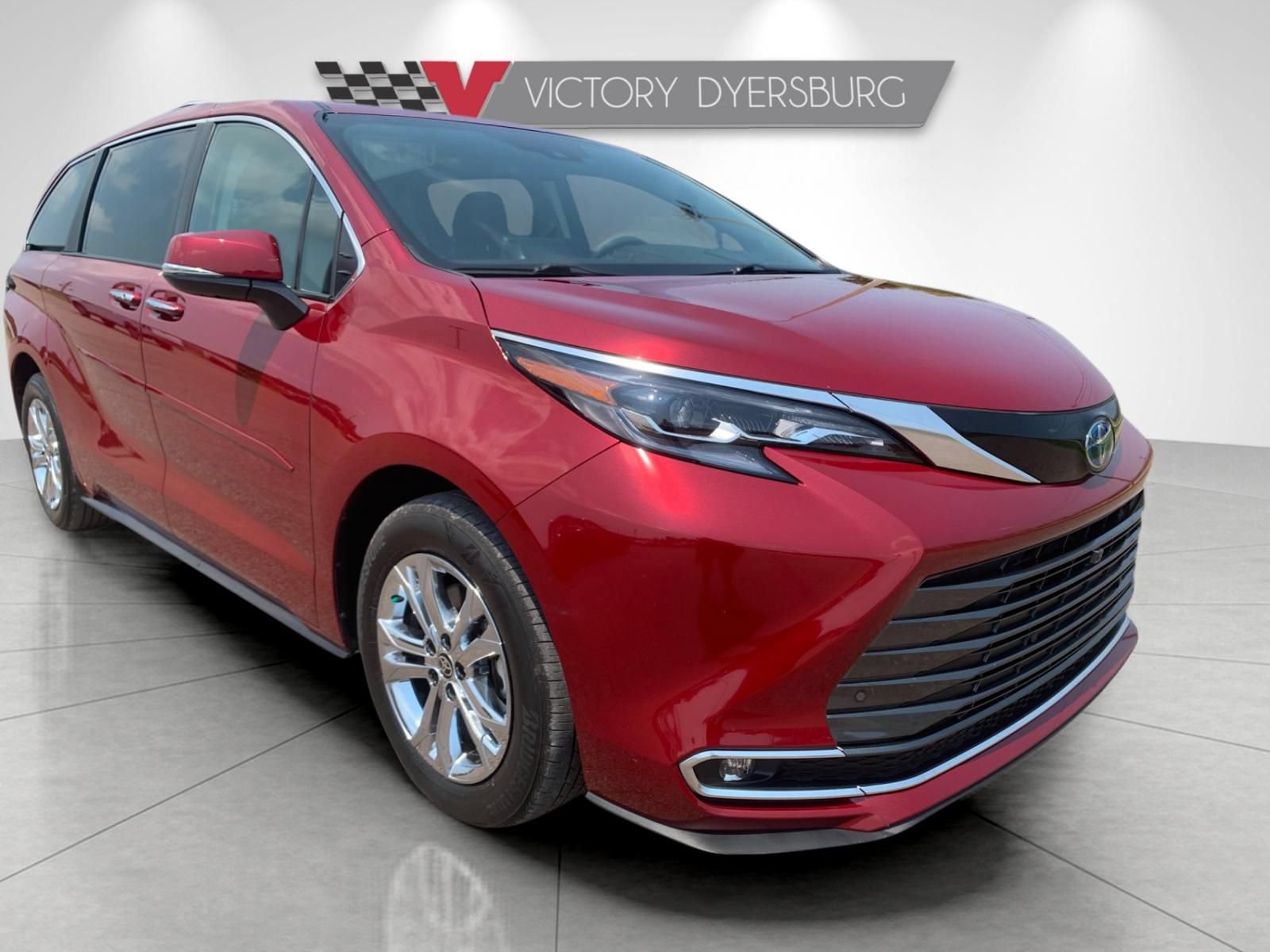 Used 2024 Toyota Sienna Platinum