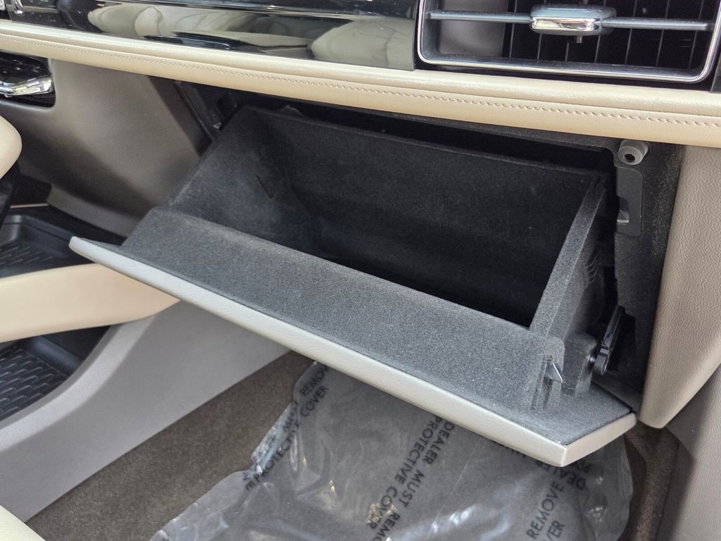 2021 Lincoln Nautilus FWD