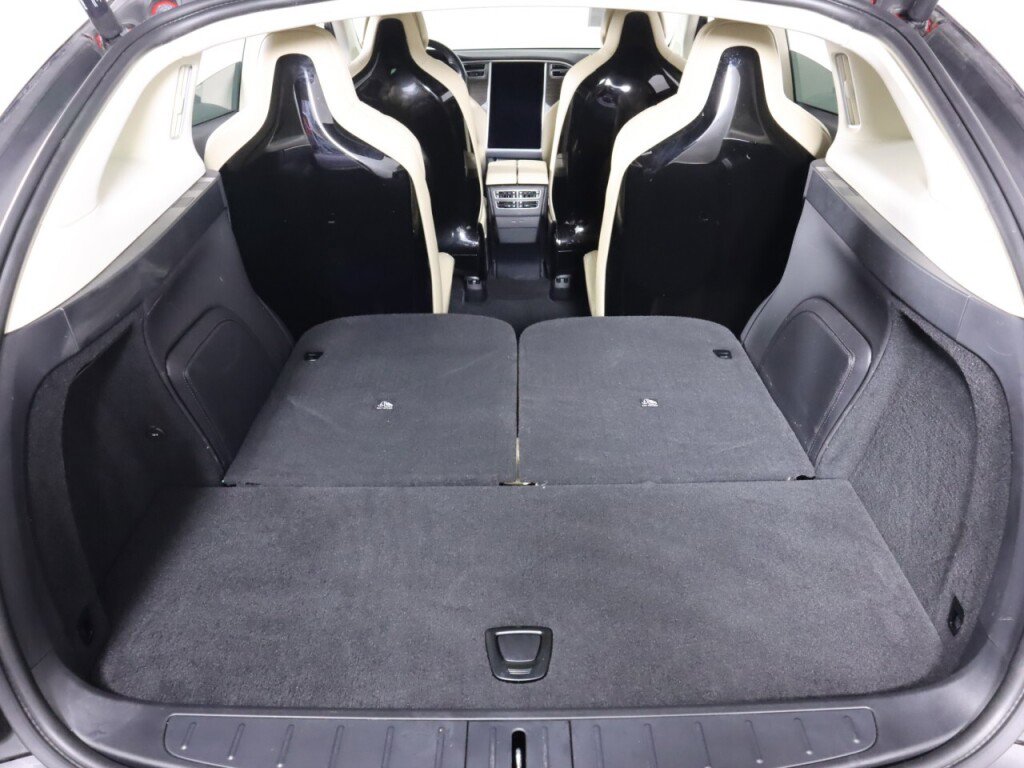 2016 Tesla Model X 75D