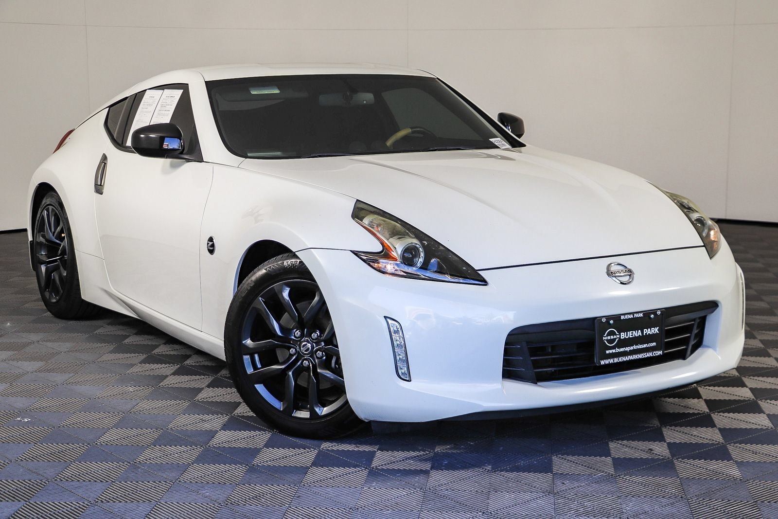 Used 2019 Nissan 370Z Coupe w/ Z34 Heritage Edition - White