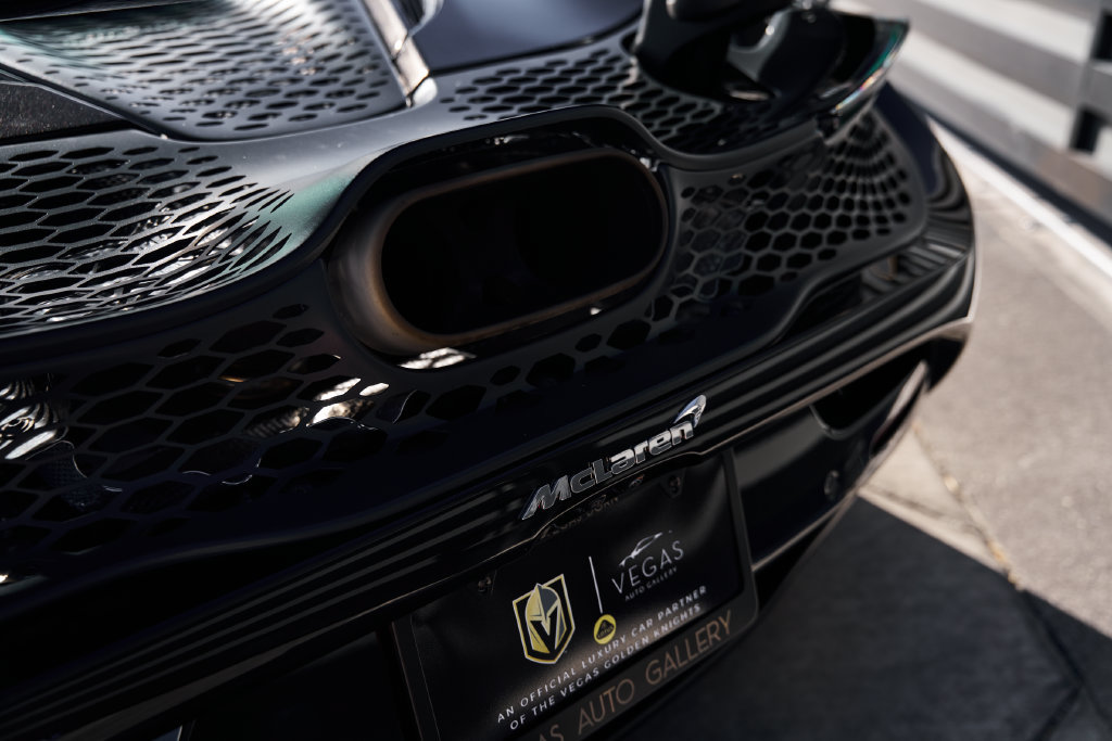 Used 2025 McLaren 750S photo 11
