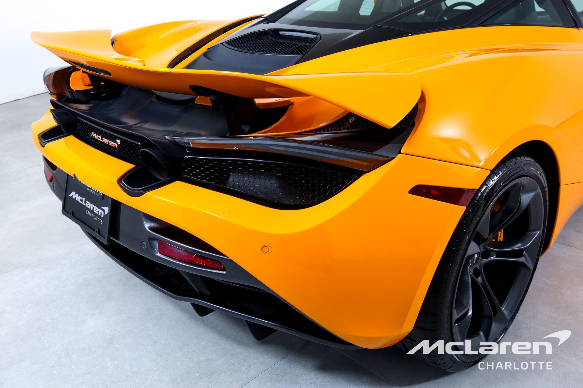 Used 2019 McLaren 720S photo 29