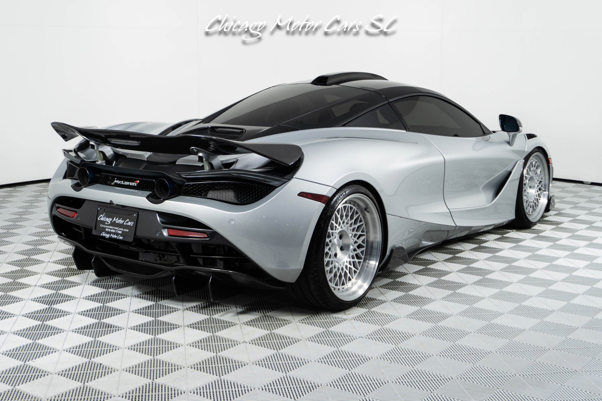Used 2019 McLaren 720S photo 20