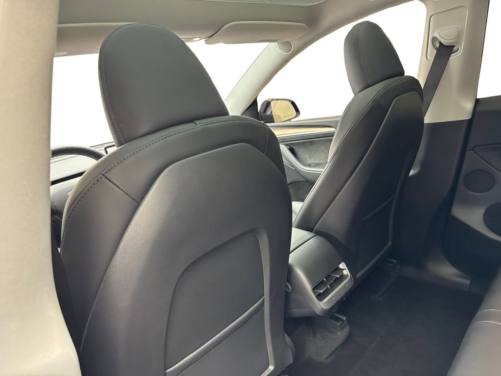 2024 Tesla Model Y Performance