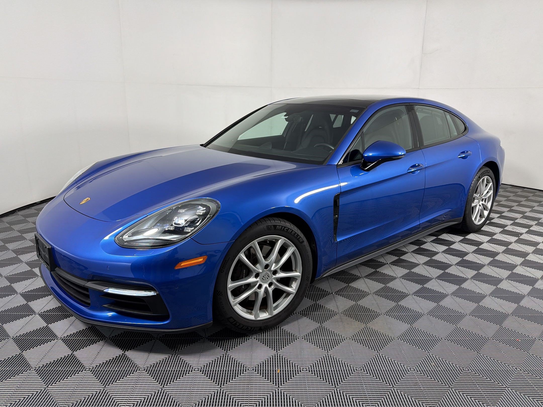 Certified 2019 Porsche Panamera