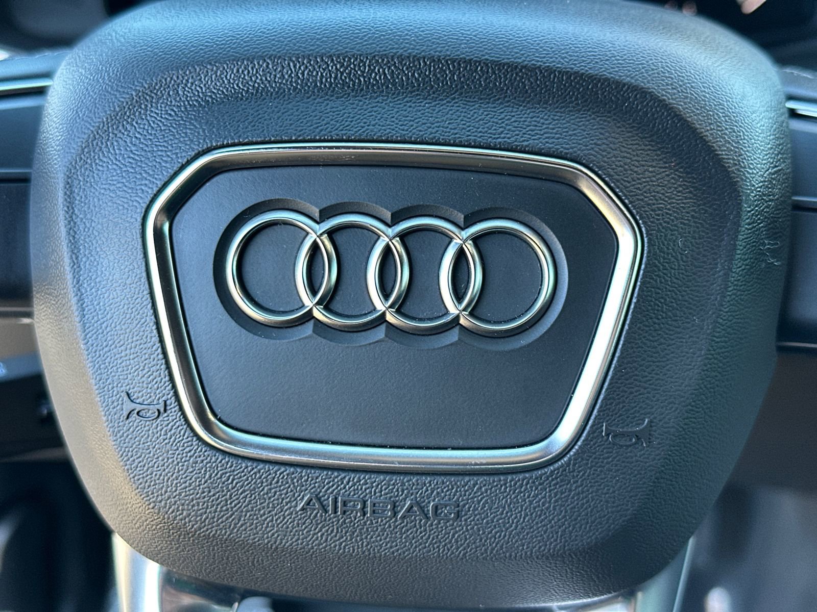 2024 Audi Q8 Prestige