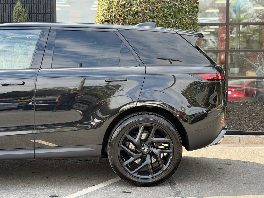 2023 Land Rover Range Rover Sport SE
