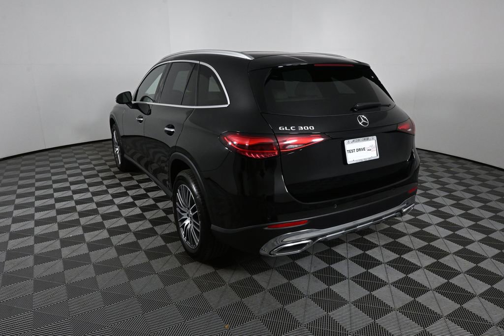 2026 Mercedes-Benz GLC 300