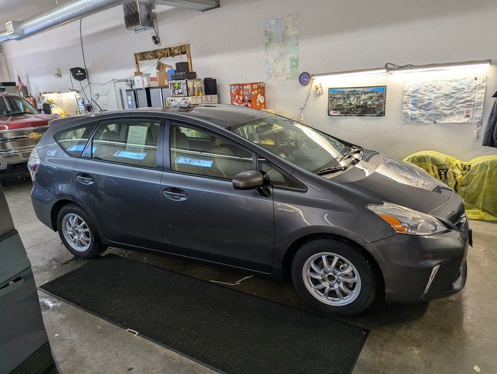 2014 Toyota Prius V Three