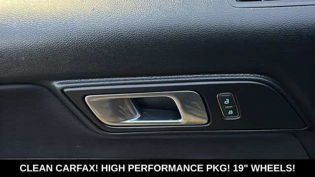 2022 Ford Mustang Coupe