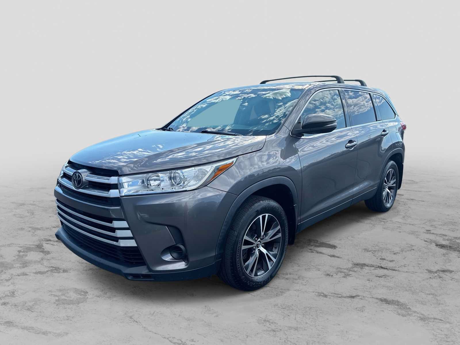Used 2019 Toyota Highlander LE