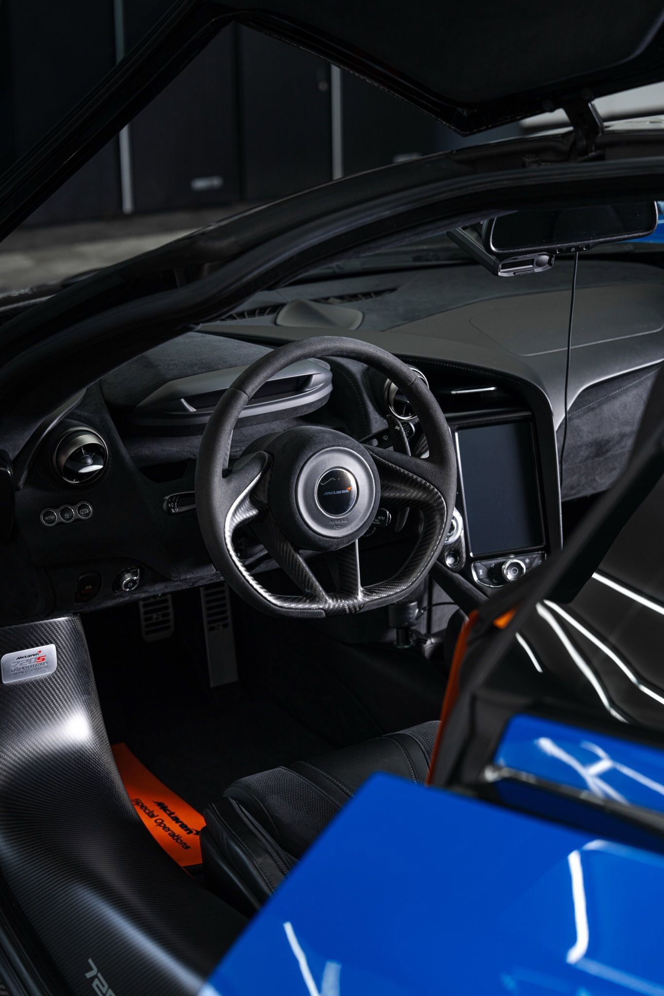 Used 2018 McLaren 720S Performance photo 16