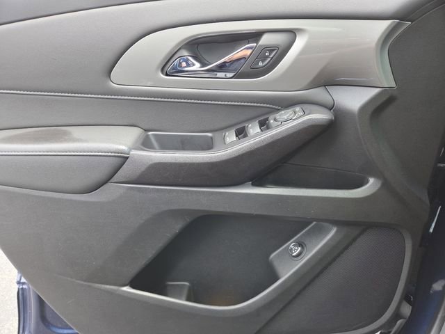 2023 Chevrolet Traverse LT