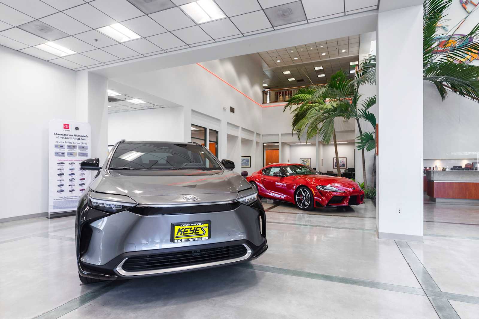 2023 Toyota RAV4 XSE