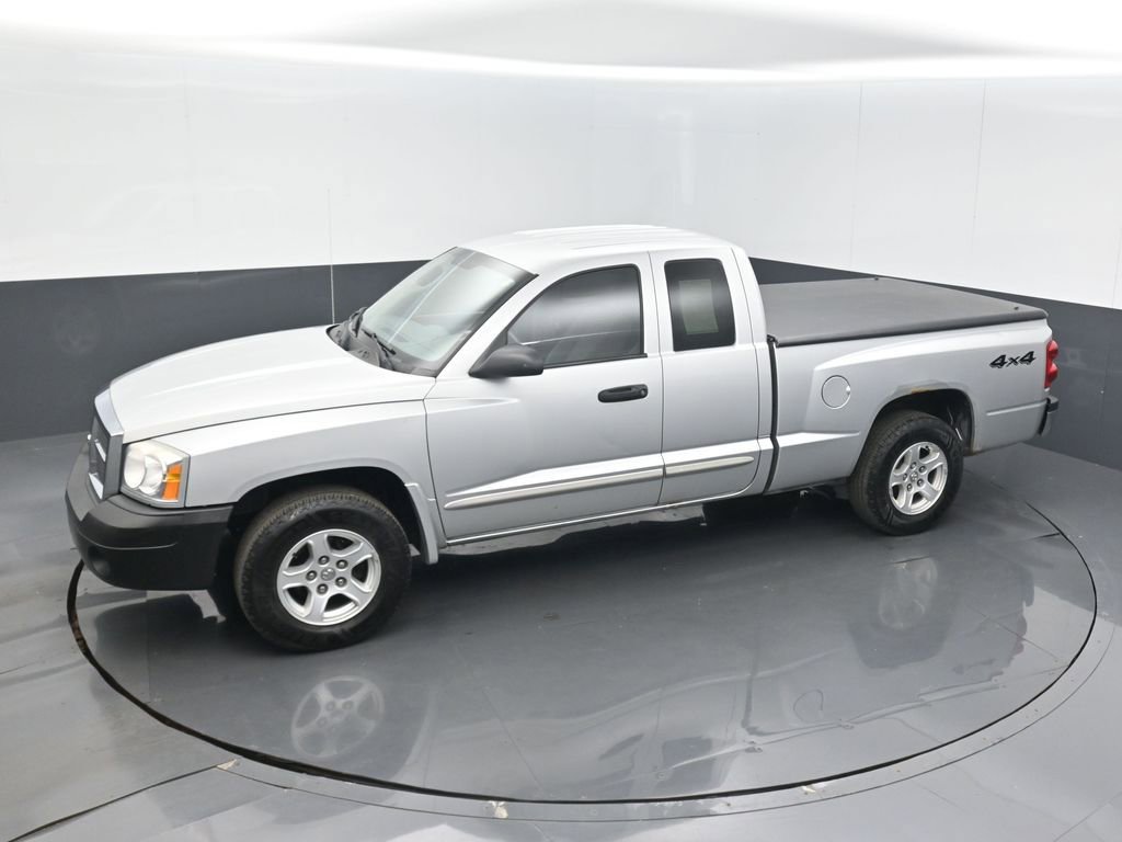 2005 Dodge Dakota SLT