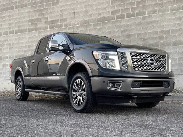 2017 Nissan Titan Platinum Reserve