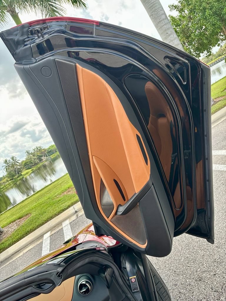 Used 2022 McLaren 720S Luxury photo 23