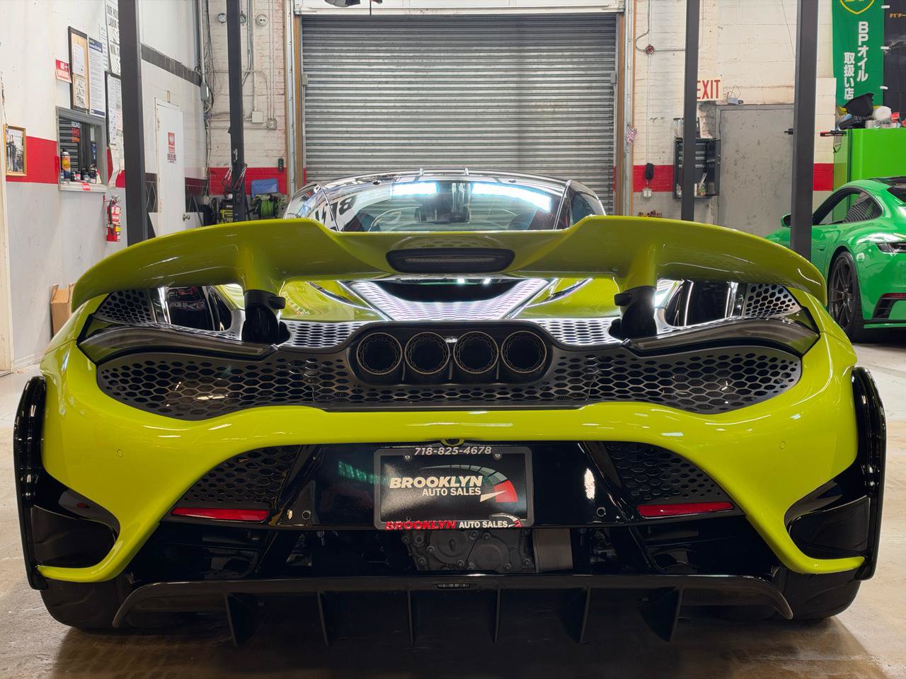 Used 2021 McLaren 765LT photo 10