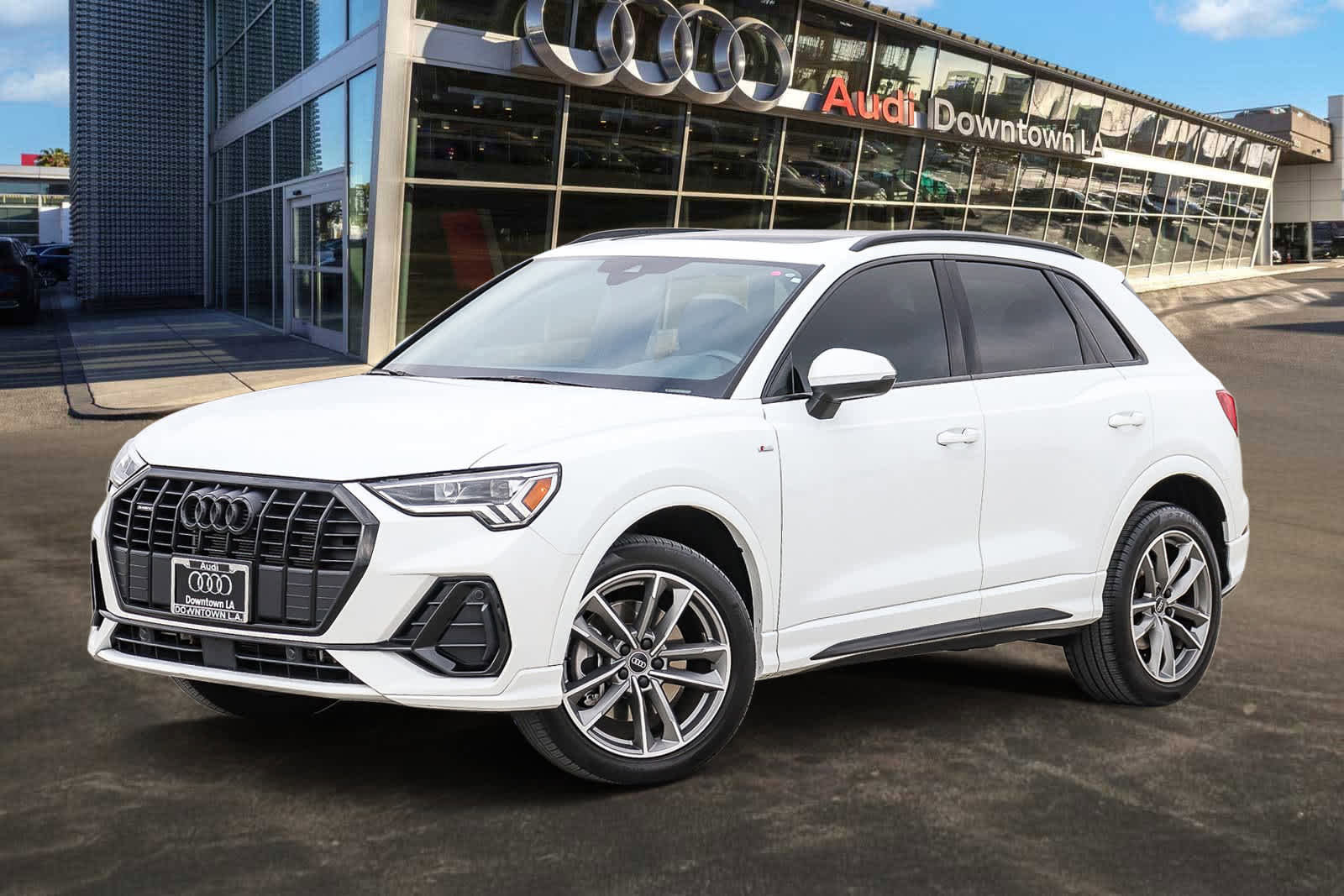 Used 2023 Audi Q3 2.0T Premium w/ Black Optic Sport Package