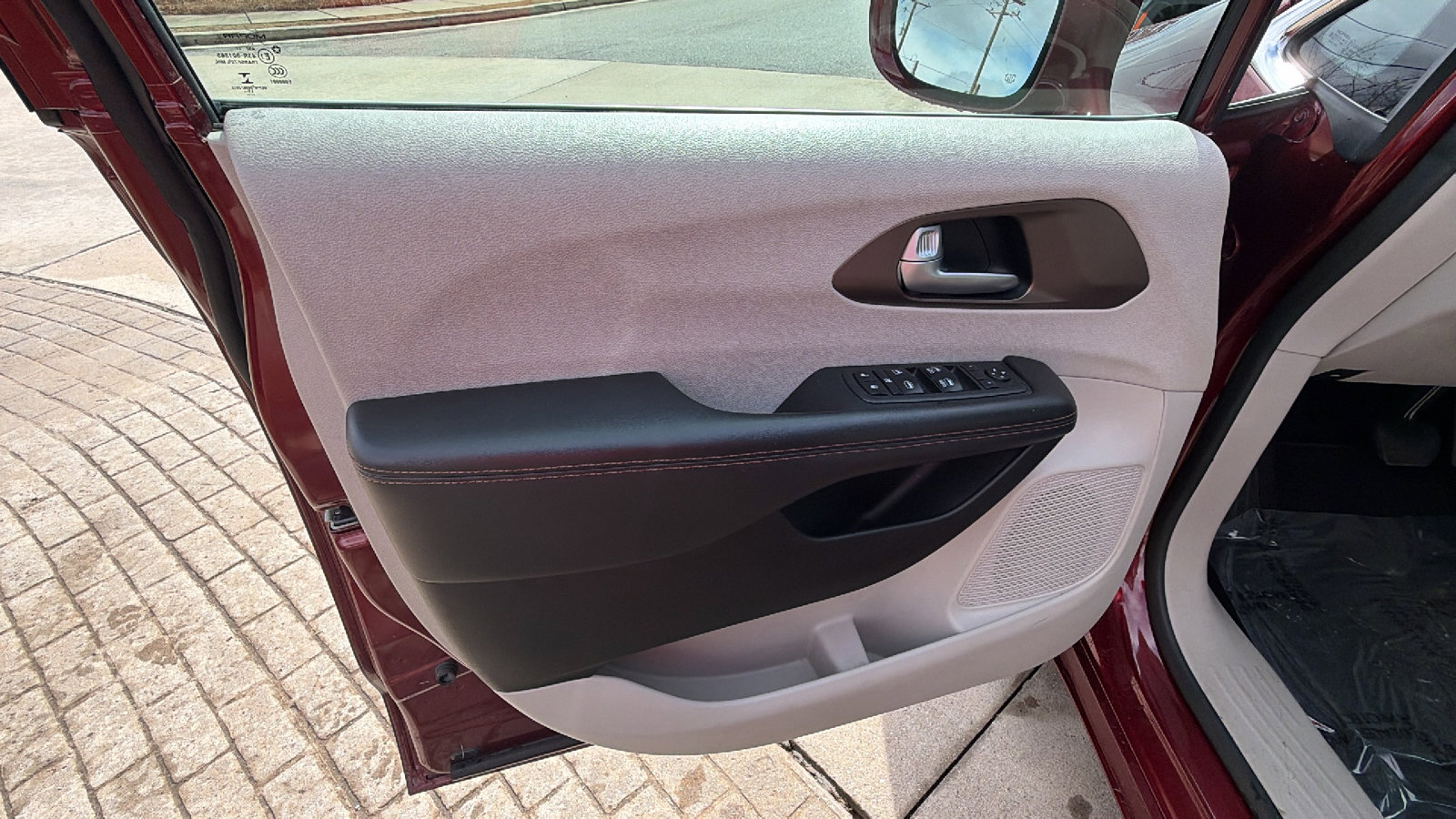 2018 Chrysler Pacifica Touring-L