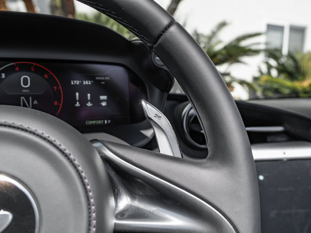 New 2026 McLaren 750S Spider photo 14