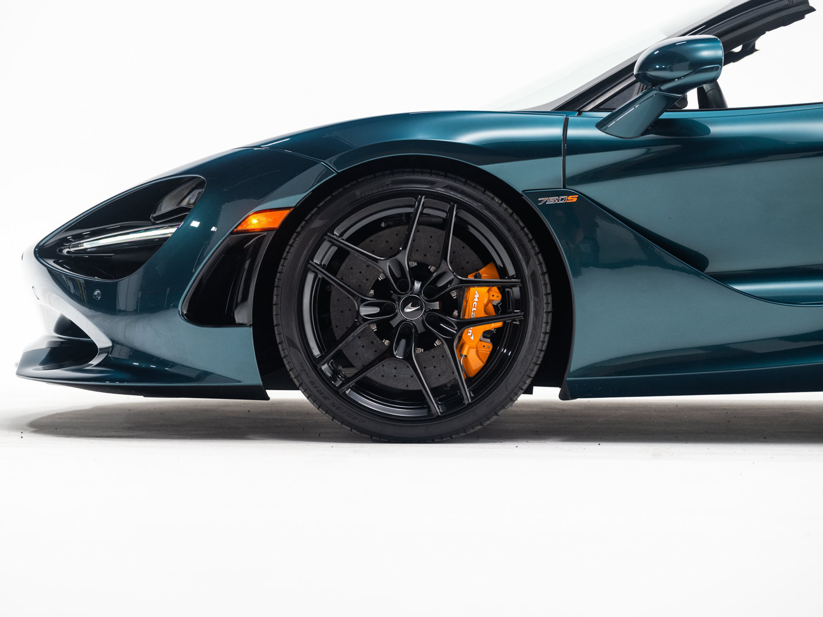 Used 2024 McLaren 750S Spider photo 10