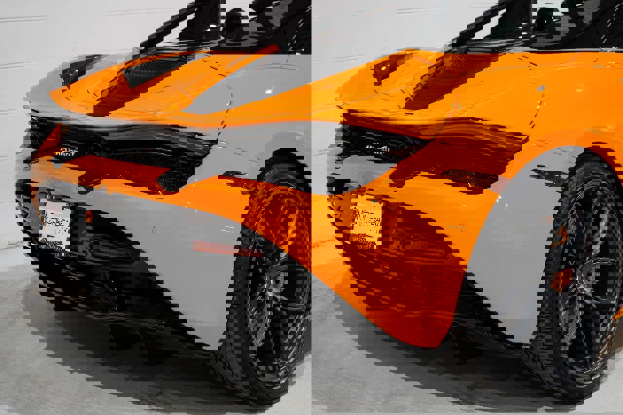 Used 2022 McLaren 720S Performance photo 26