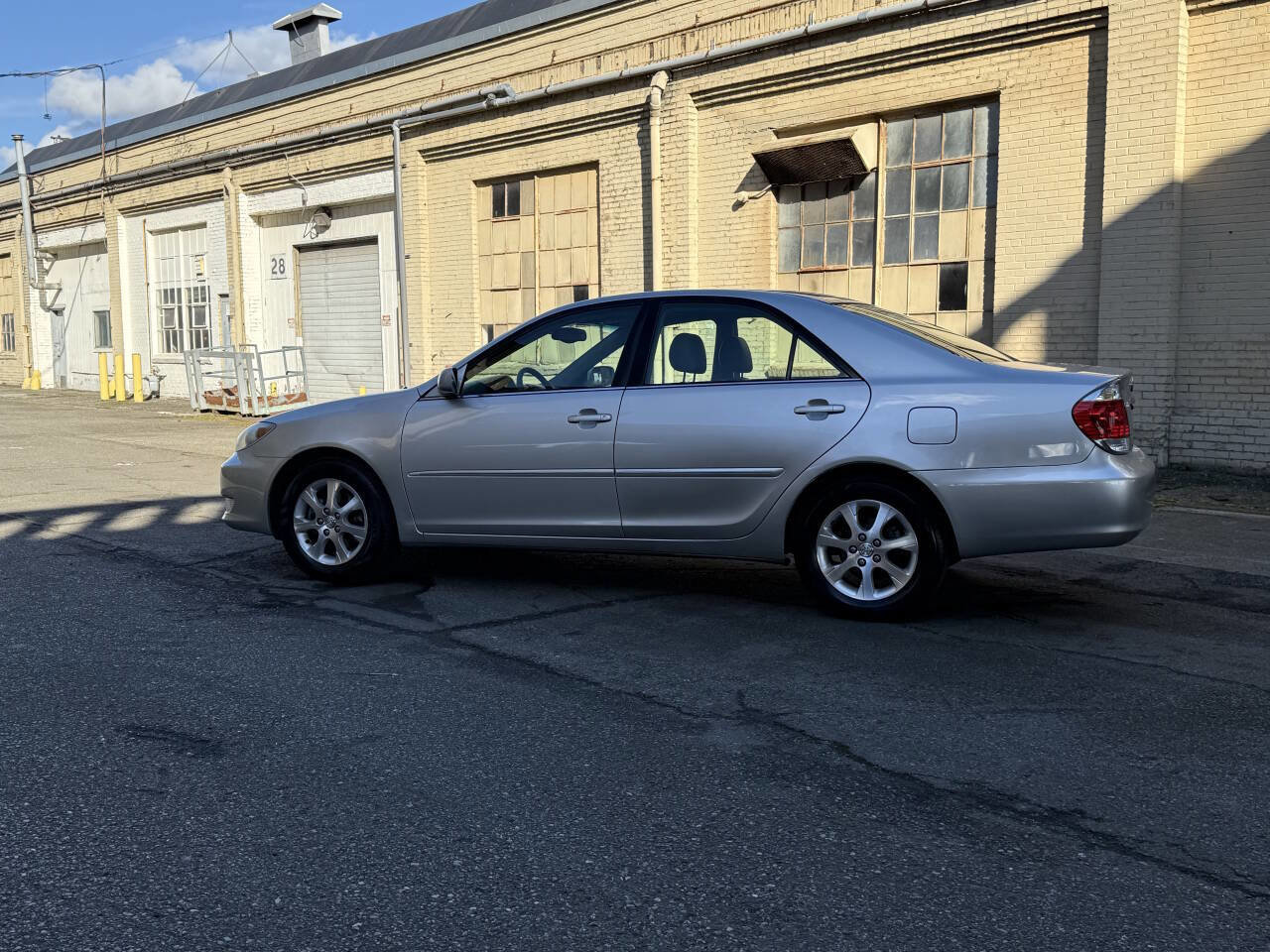 2005 Toyota Camry XLE