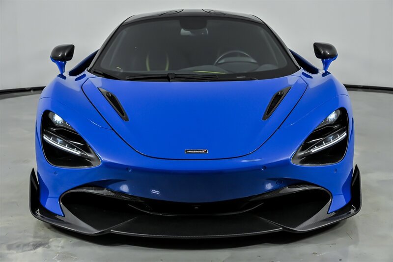 Used 2018 McLaren 720S photo 8