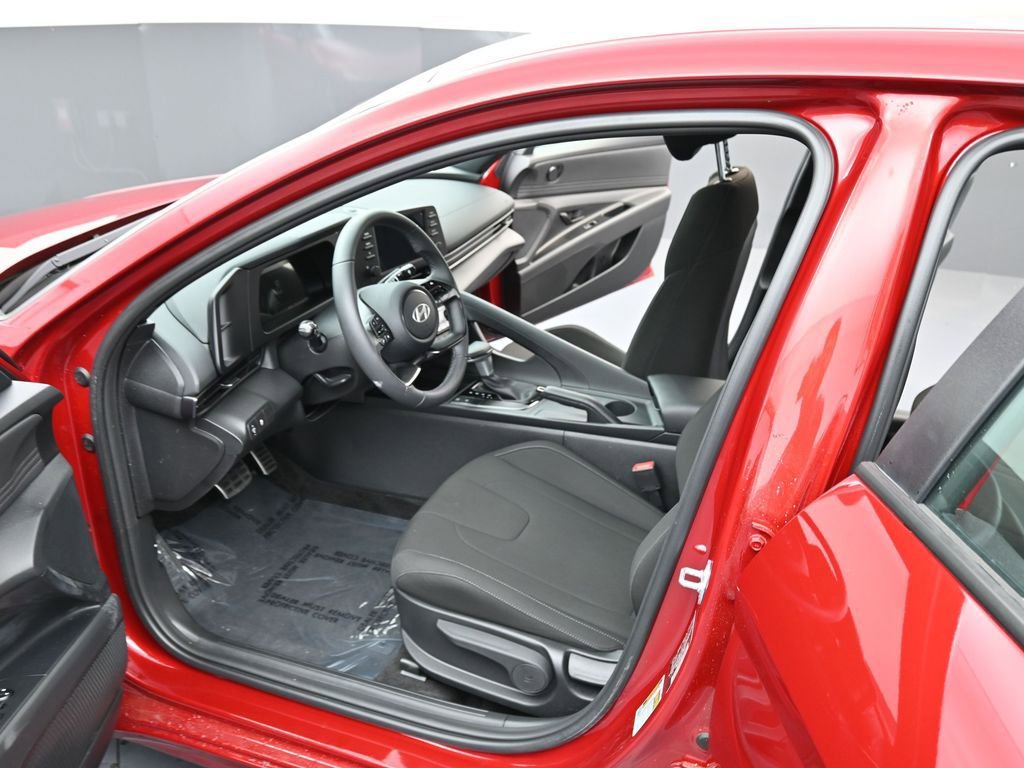 2025 Hyundai Elantra Sport