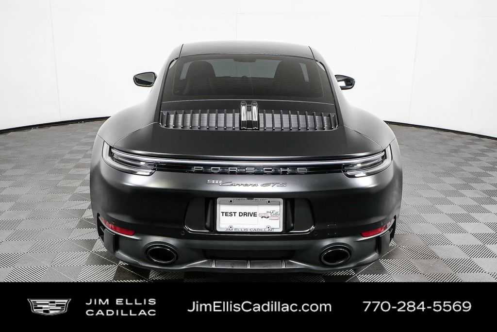 2024 Porsche 911 Carrera GTS