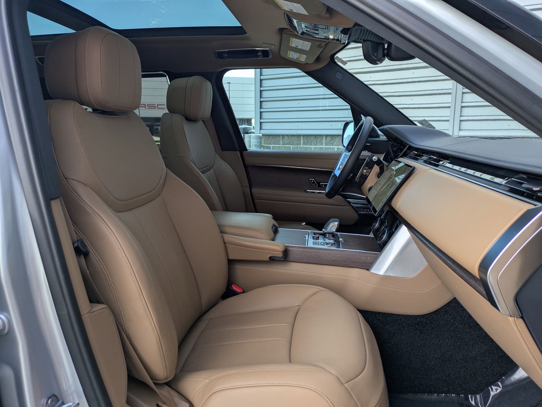 2023 Land Rover Range Rover SE