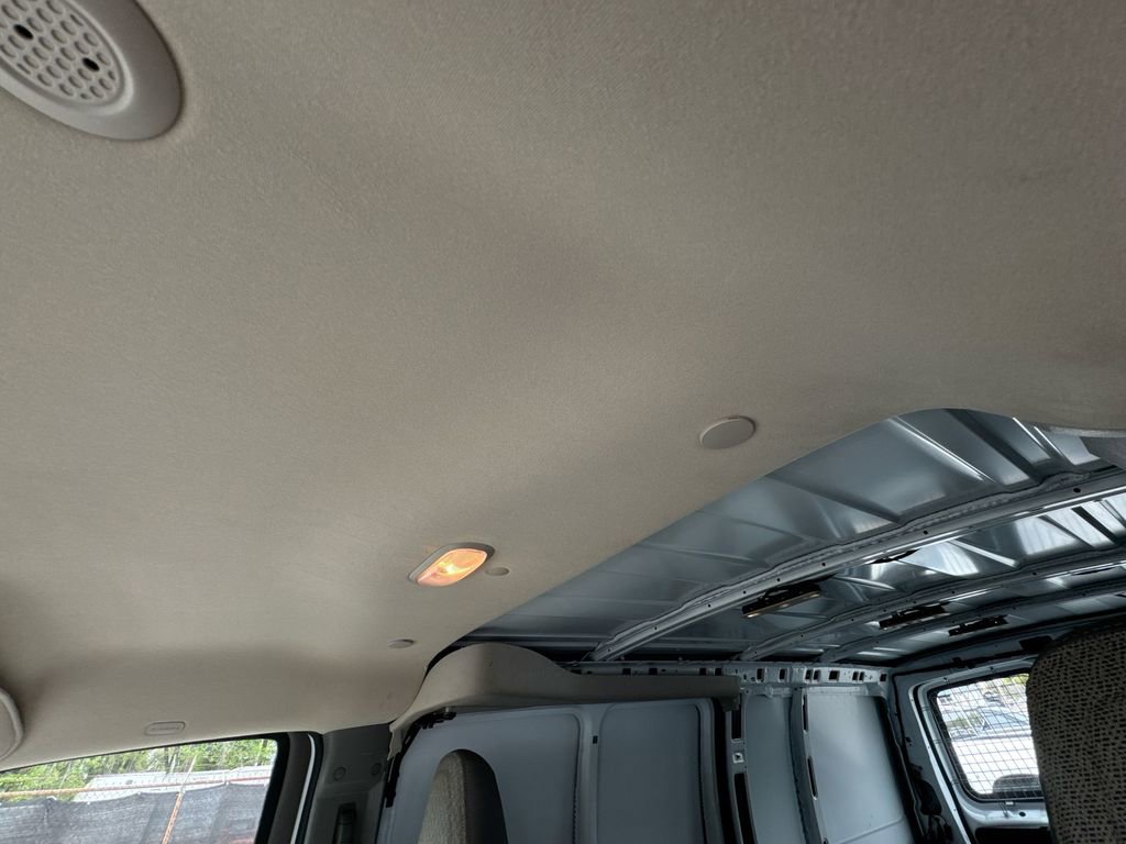 2024 GMC Savana 2500