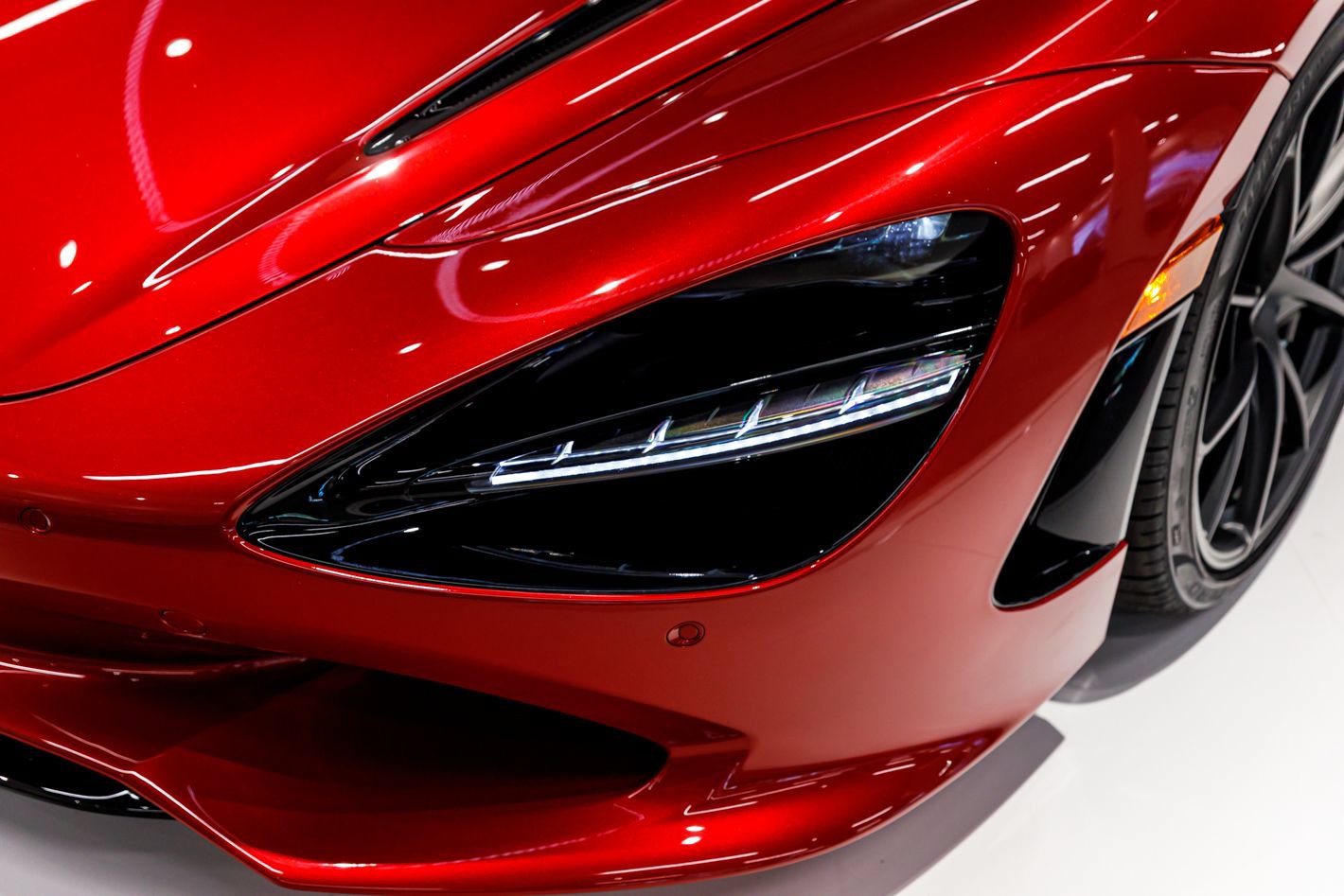 Used 2027 McLaren 750S Spider photo 20