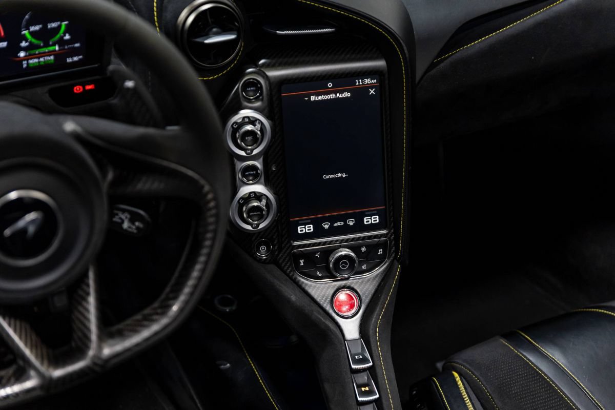 Used 2020 McLaren 720S Spider photo 16