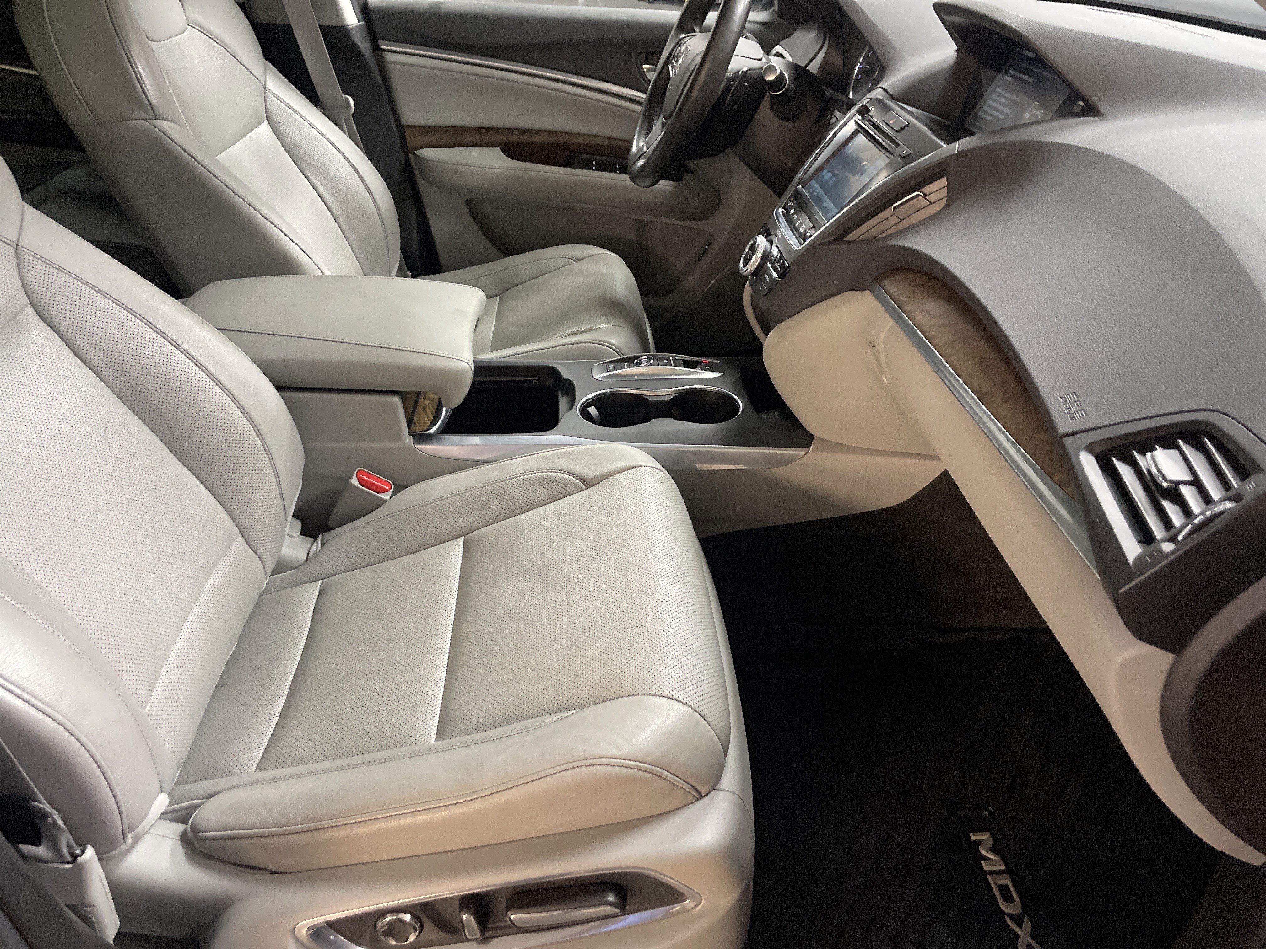 2019 Acura MDX FWD w/ Technology Package